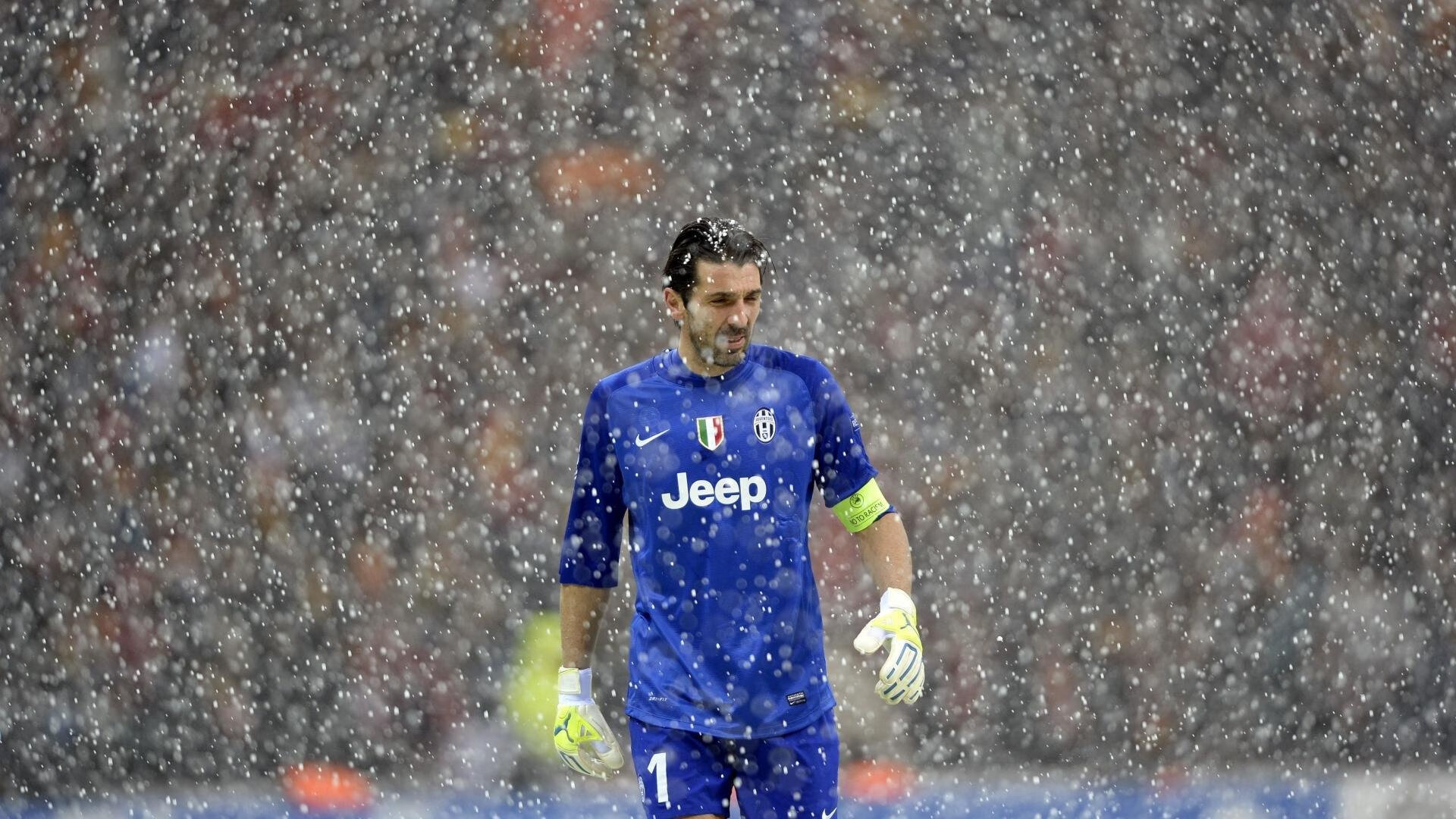 【判罚规则】裁判如何根据比赛规则快速做出精准判罚？，裁判怎么判罚球